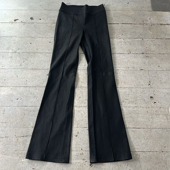 Sold - Picture 1 of 8